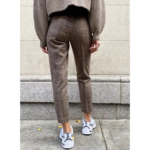 Babaton Conan Pant - Picture 4 of 9